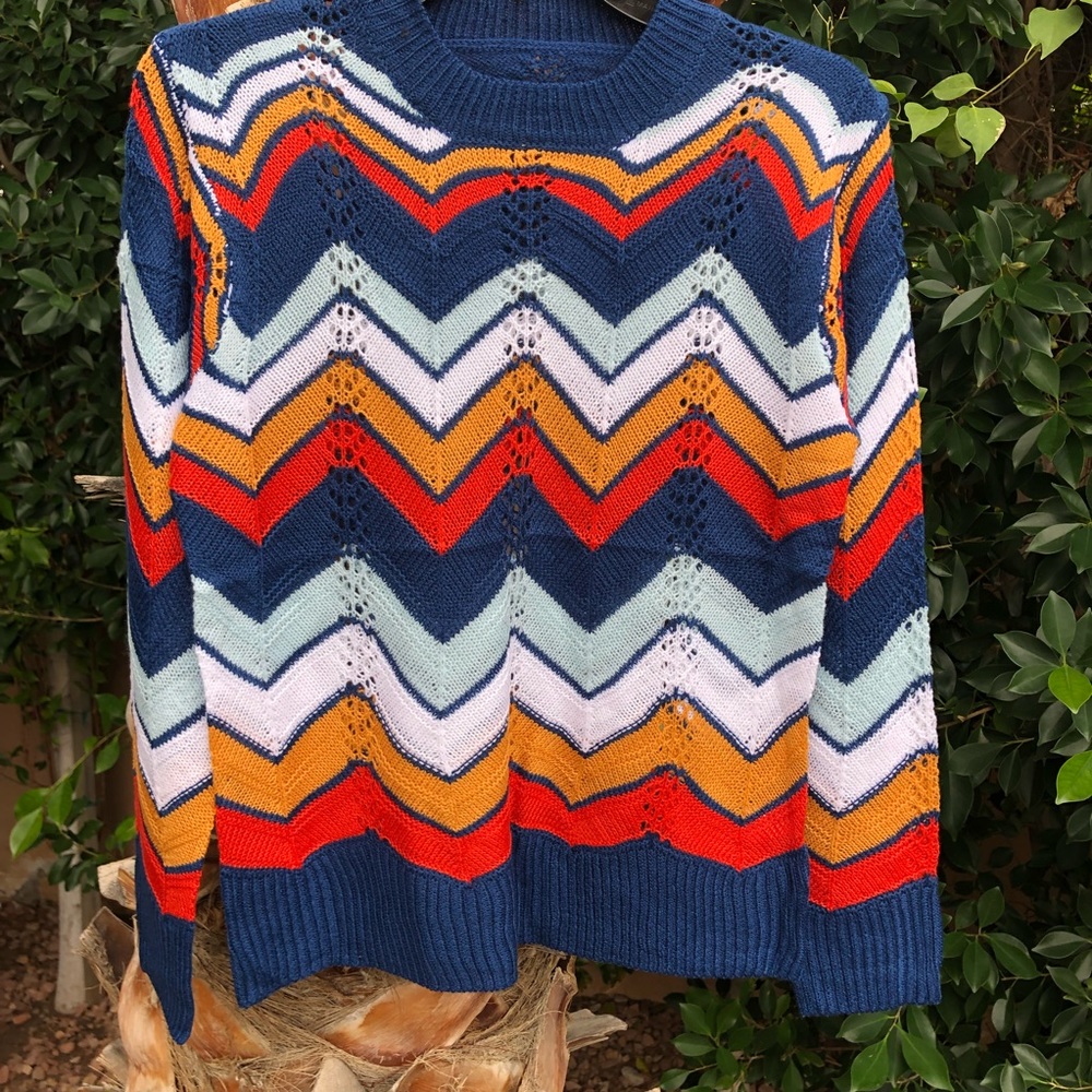 RESTOCKEDâ¨HP!!⨠Multicolored Chevron Knit Sweater⨠- Picture 5 of 7